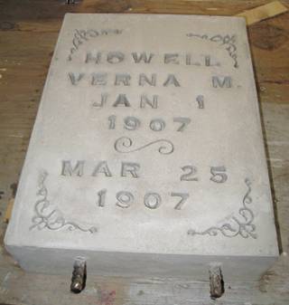 upright headstone.JPG